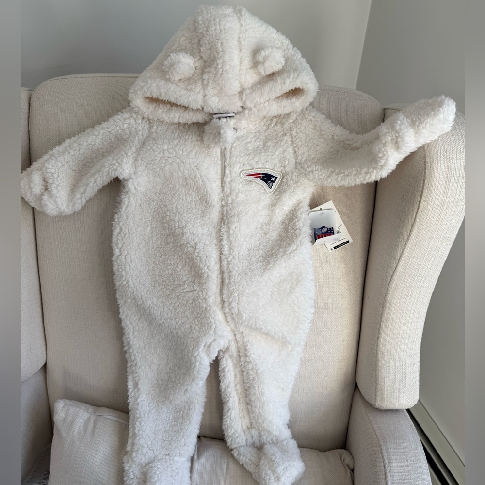 NFL Patriots White Fleece Kids One Piece